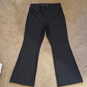 Old Navy Black Extra High-Rise Flare Leggings